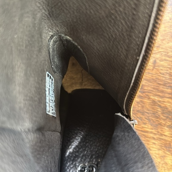 UGG Athena black suede Boots size 8 - Picture 13 of 14